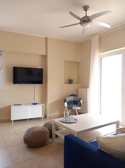 Ferienwohnung Blue -Spacious 1Bdr Corner Flat/Balcony/View Athen Exterior foto